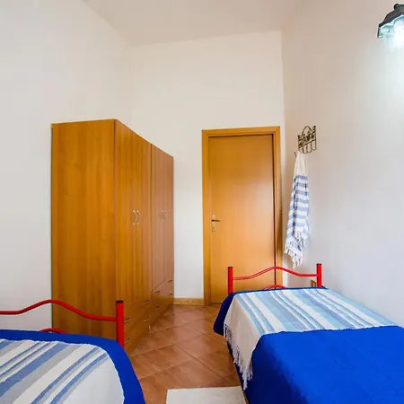 Sun House 1 Apartment