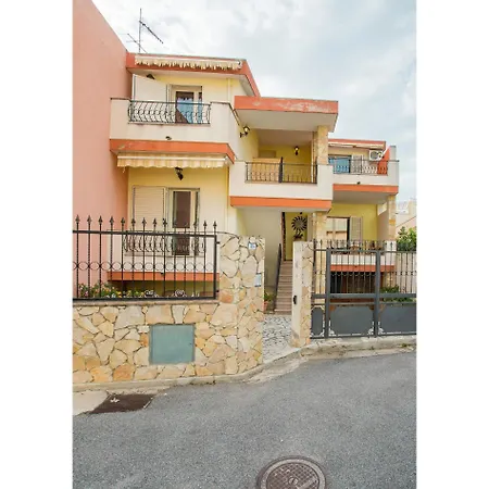 Apartment Sun House 1 *